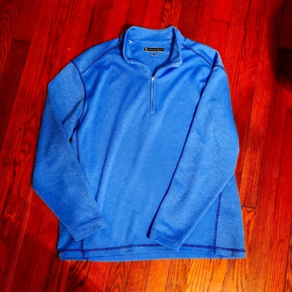 Like New Pebble Beach pullover!!